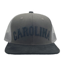 Load image into Gallery viewer, Gorra Carolina 1990 Gris – Trucker Edition