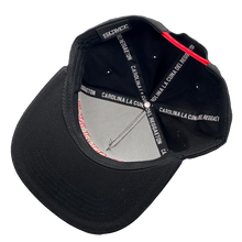 Load image into Gallery viewer, Gorra Carolina 21 Roja & Negra