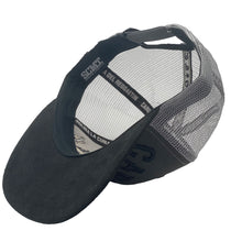 Load image into Gallery viewer, Gorra Carolina 1990 Gris – Trucker Edition